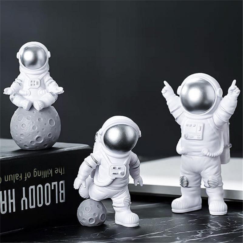 Astronaut Figures