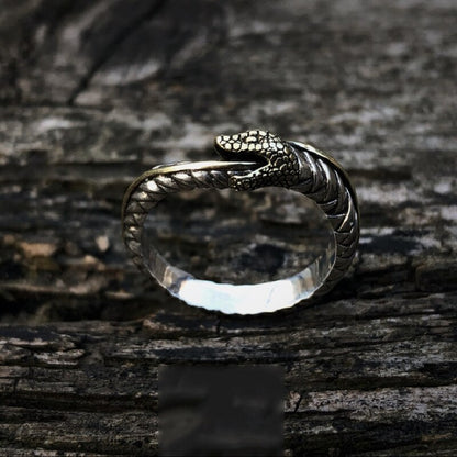 Reajustable Snake ring